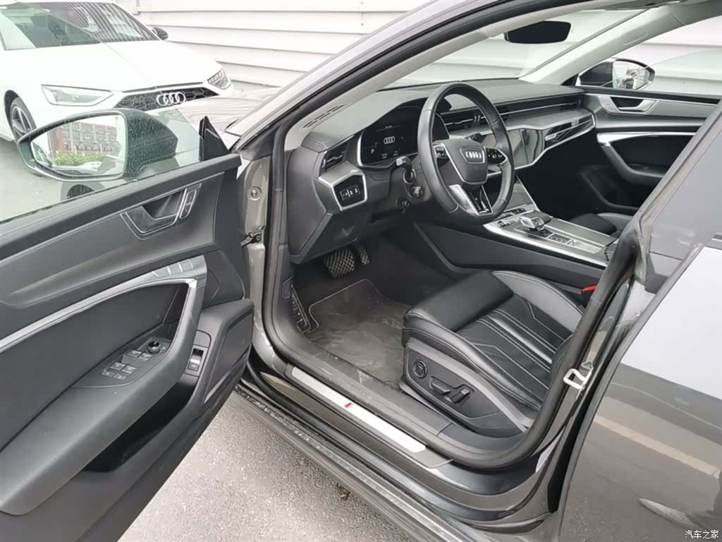 Audi A7, 2025 23