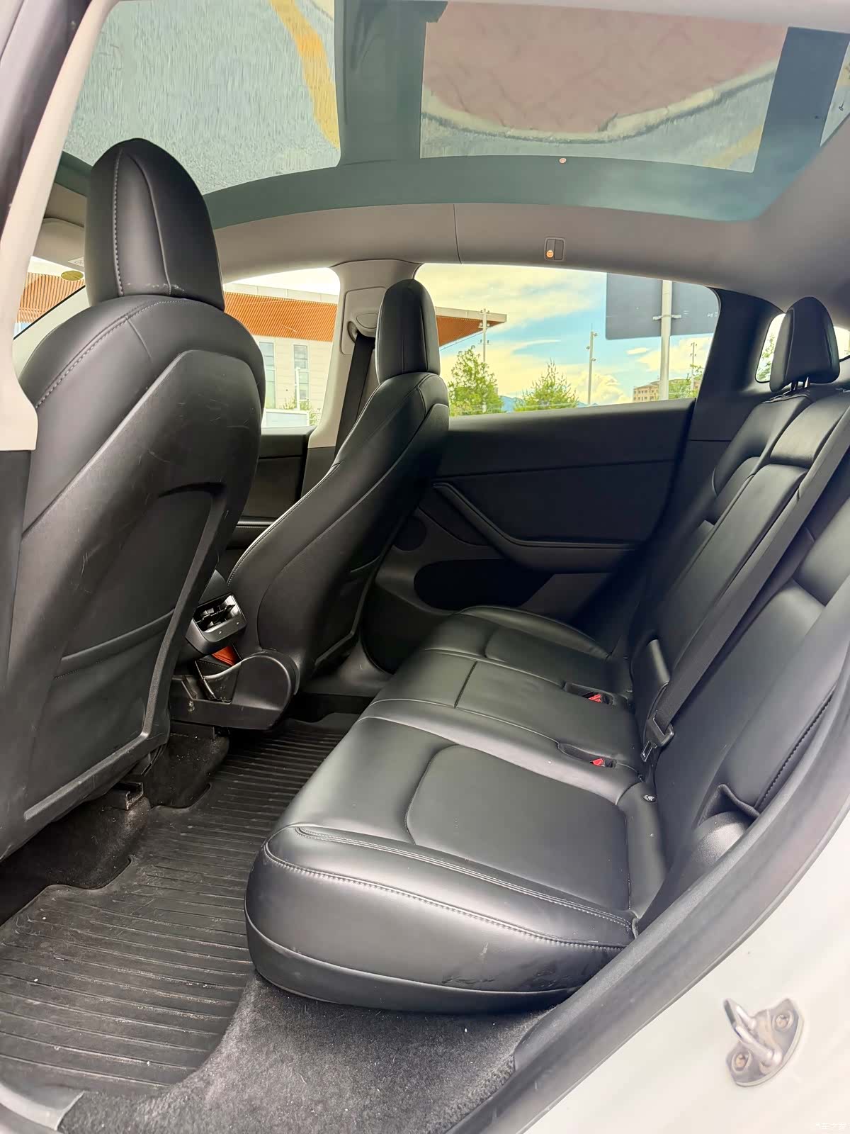 Tesla Model Y, 2022 8
