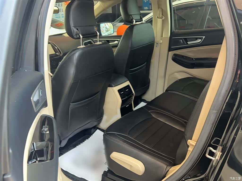 Ford Edge, 2017 10