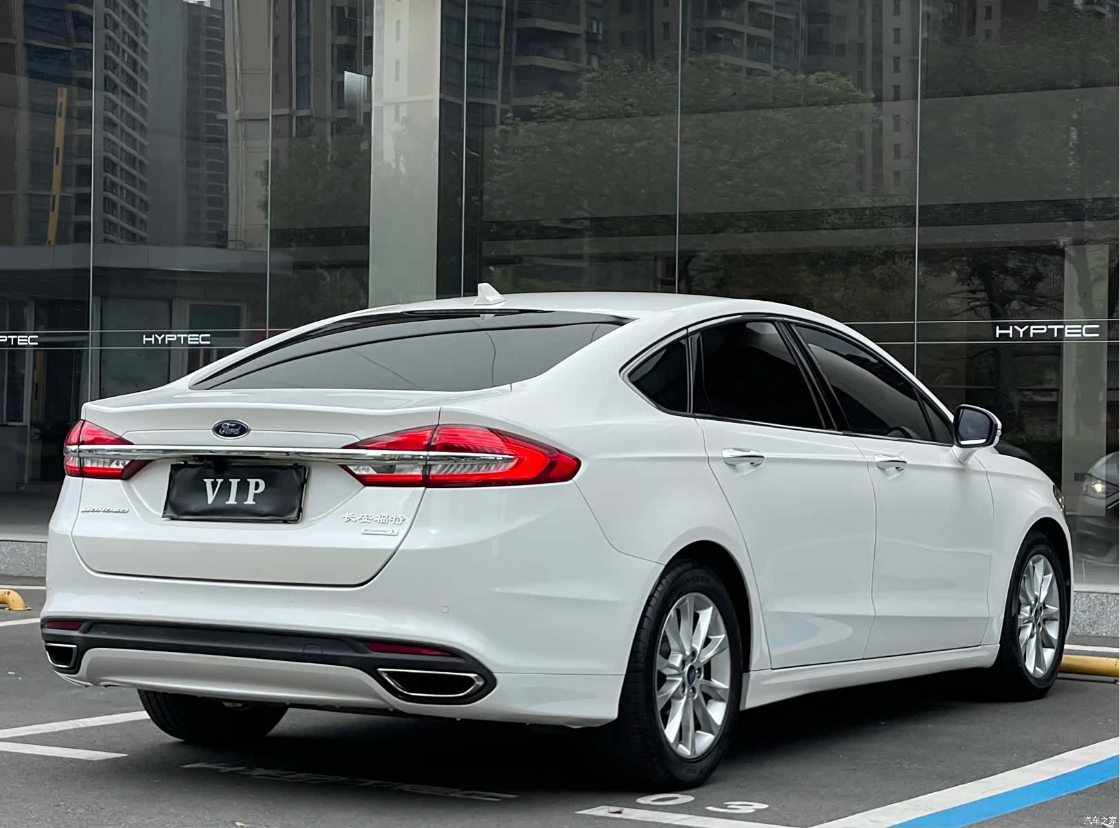 Ford Mondeo, 2017 11