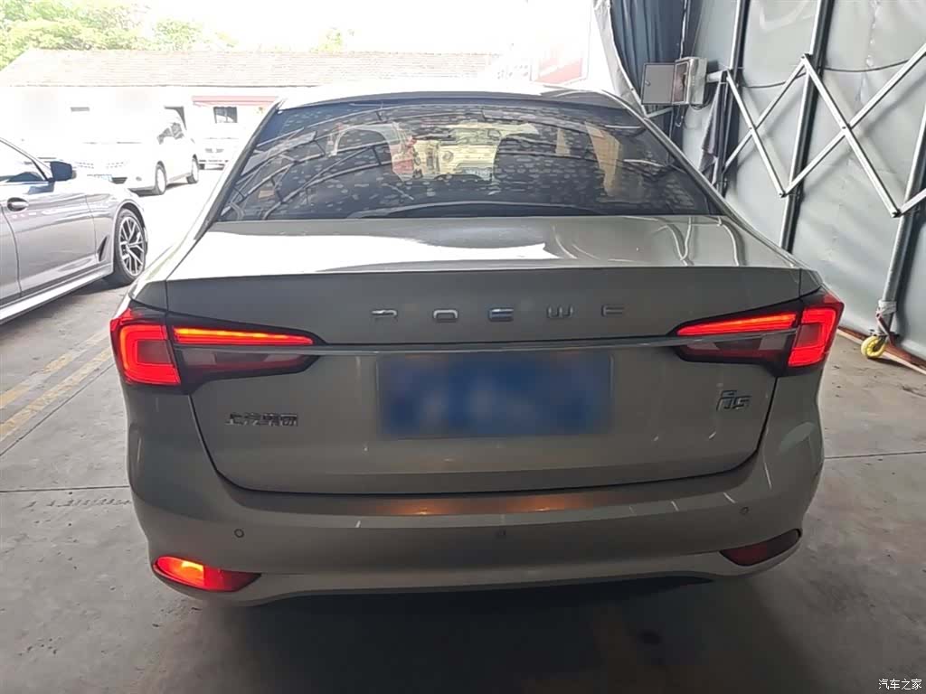 Roewe i5, 2019 6