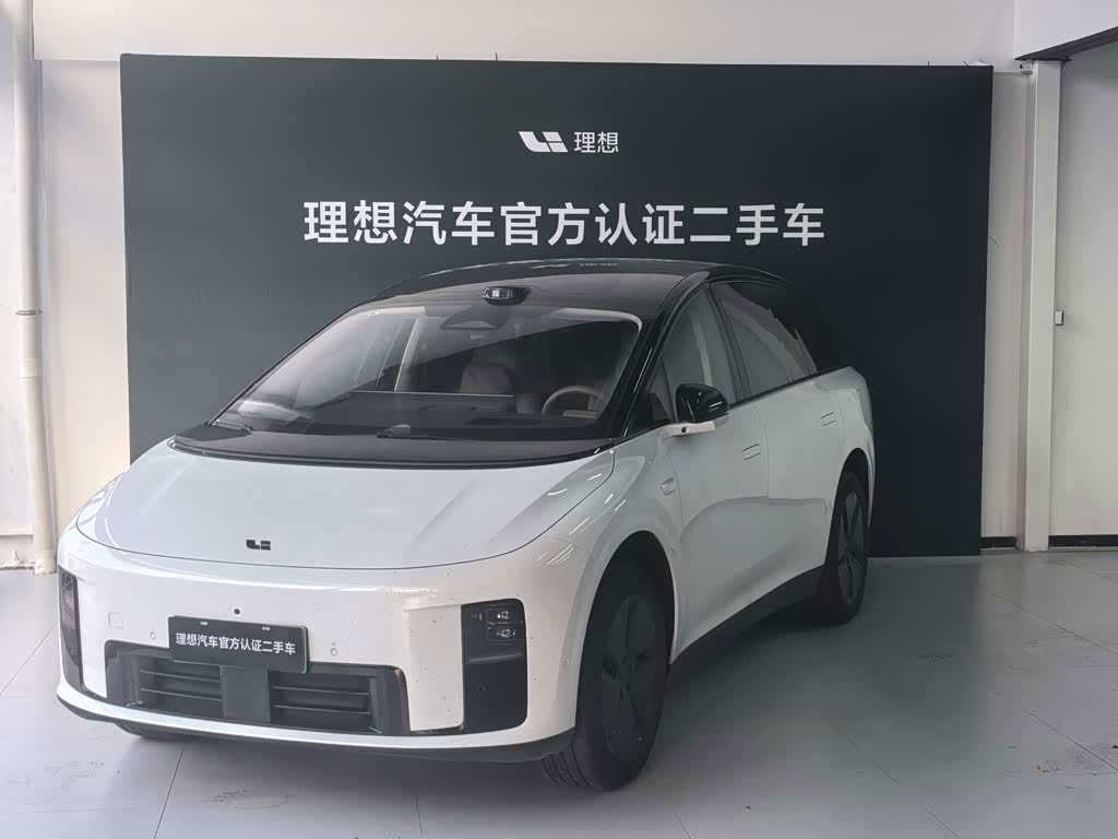 Li Auto i8