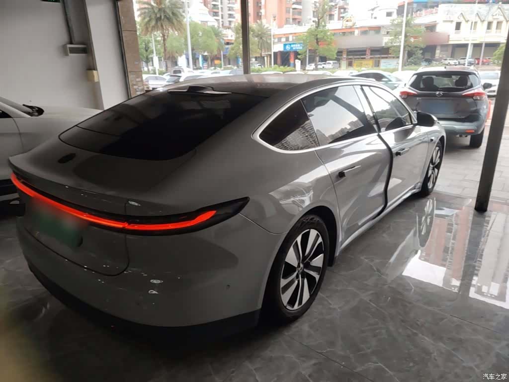 NIO ET7, 2023 все фото