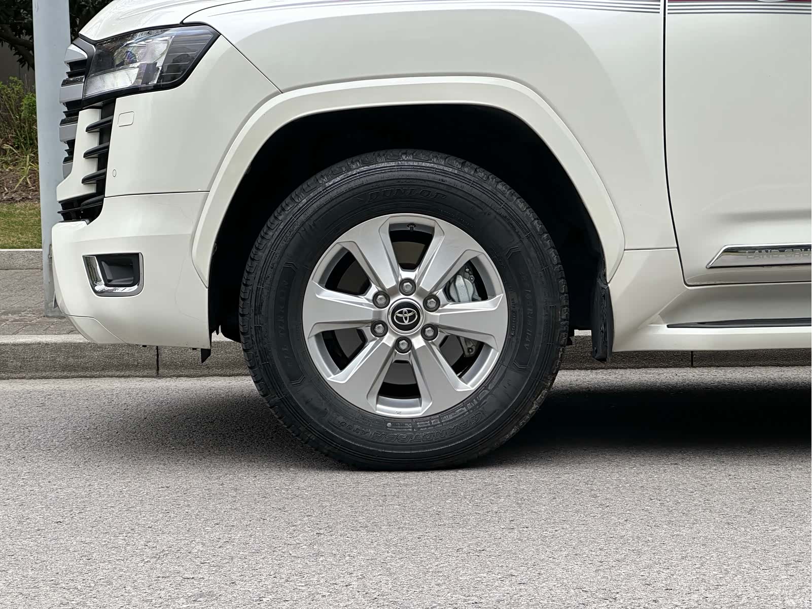 Toyota Land Cruiser, 2023 8
