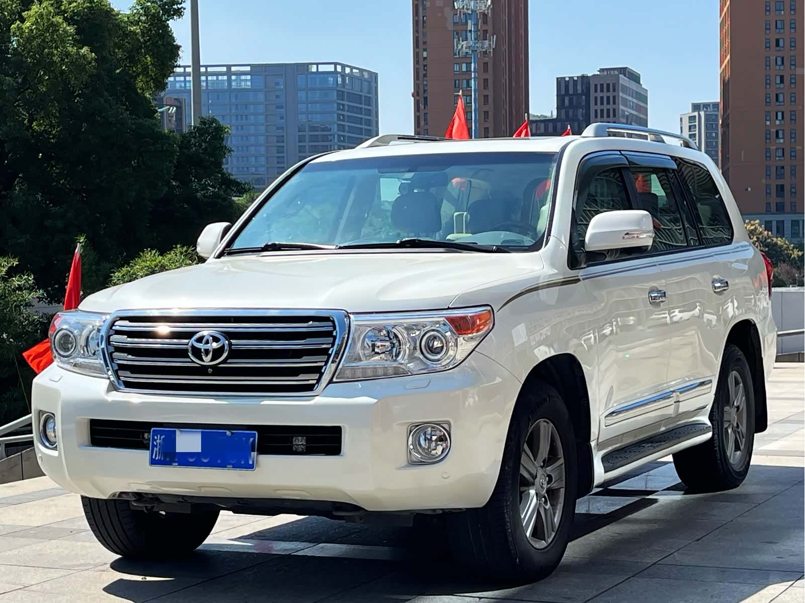 Toyota Land Cruiser, 2015 1