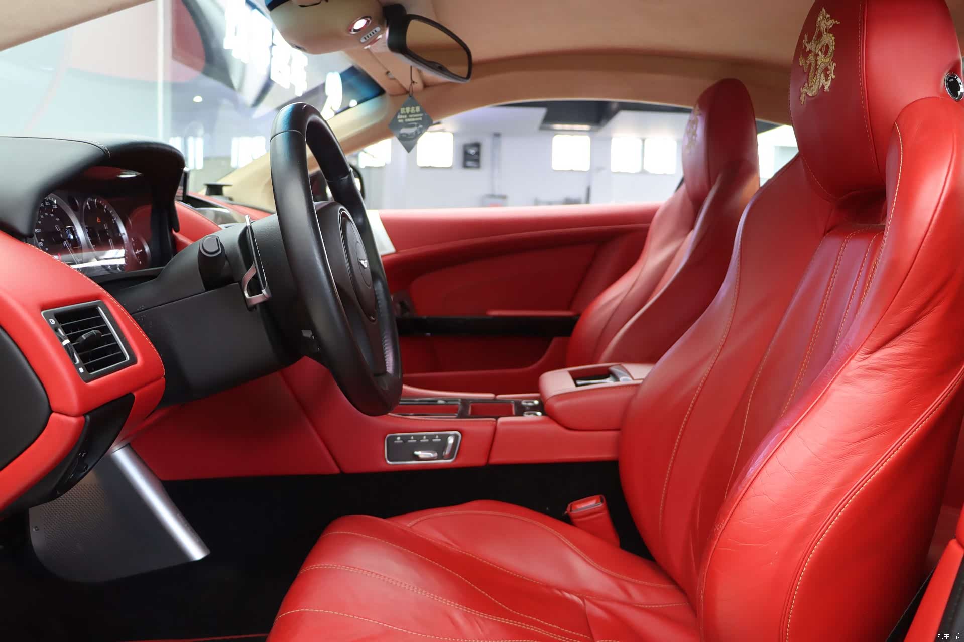 Aston Martin Virage, 2012 13