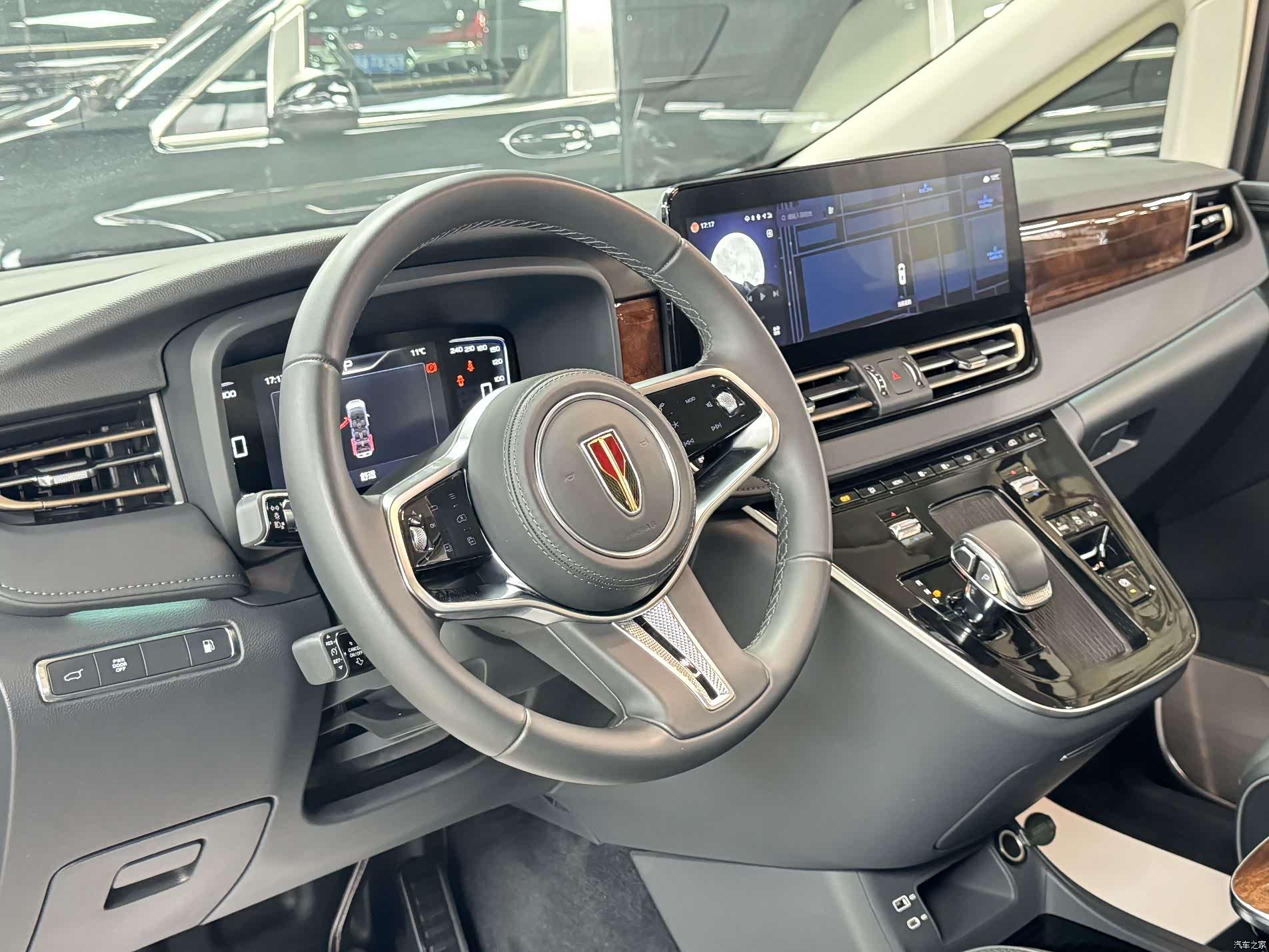 Hongqi HQ9, 2024 4