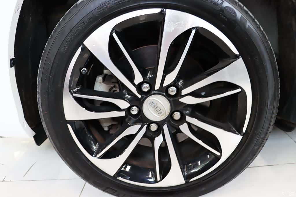 BYD Qin, 2016 29