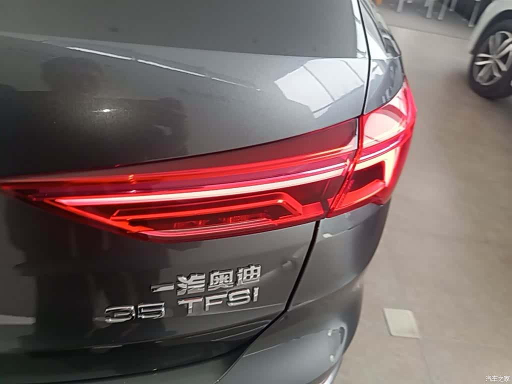 Audi Q3, 2020 8