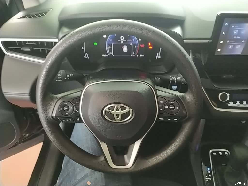 Toyota Frontlander, 2024 11