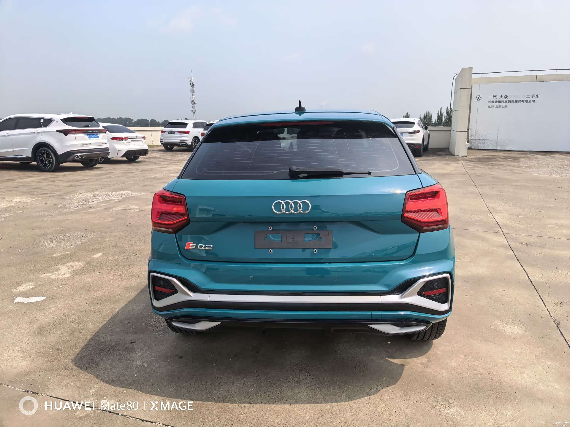 Audi Q2L, 2022 все фото