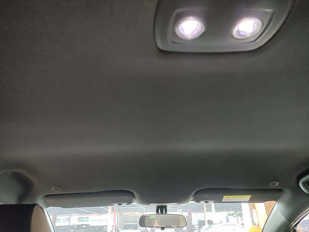 BYD Dolphin, 2023 18