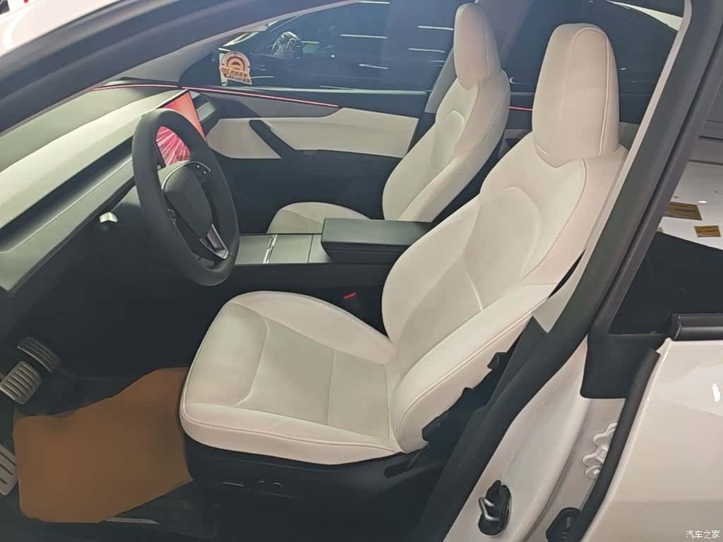 Tesla Model Y, 2025 15