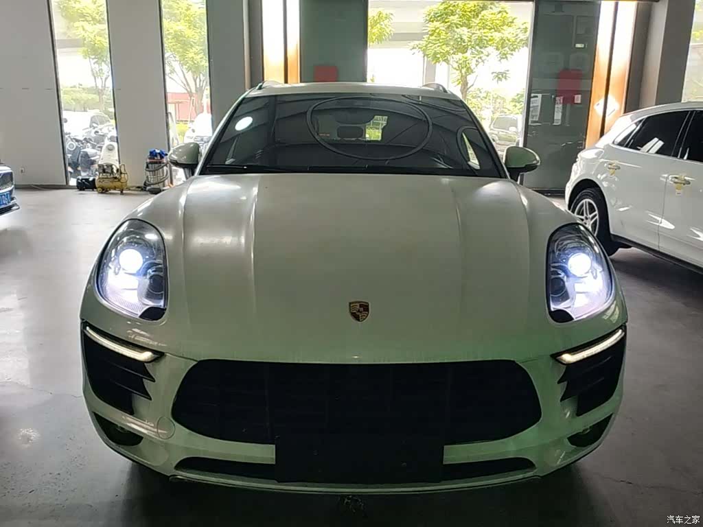 Porsche Macan, 2017 3