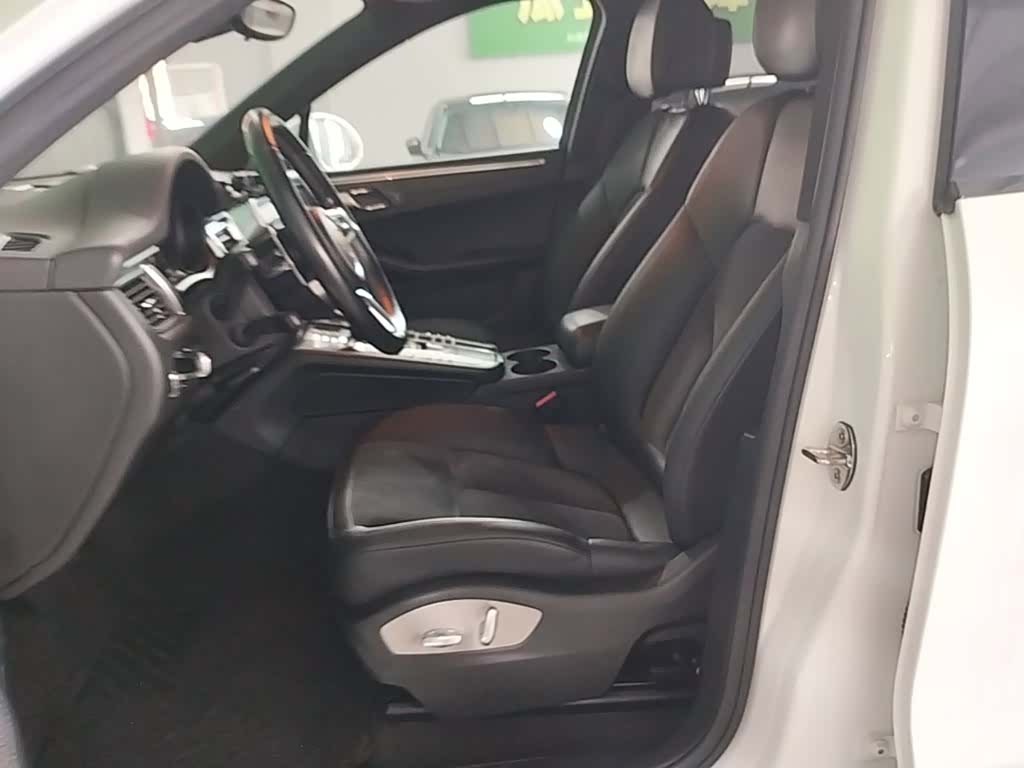 Porsche Macan, 2017 15
