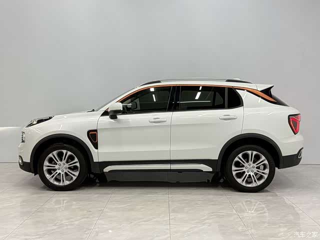 Lynk & Co 01, 2020 4