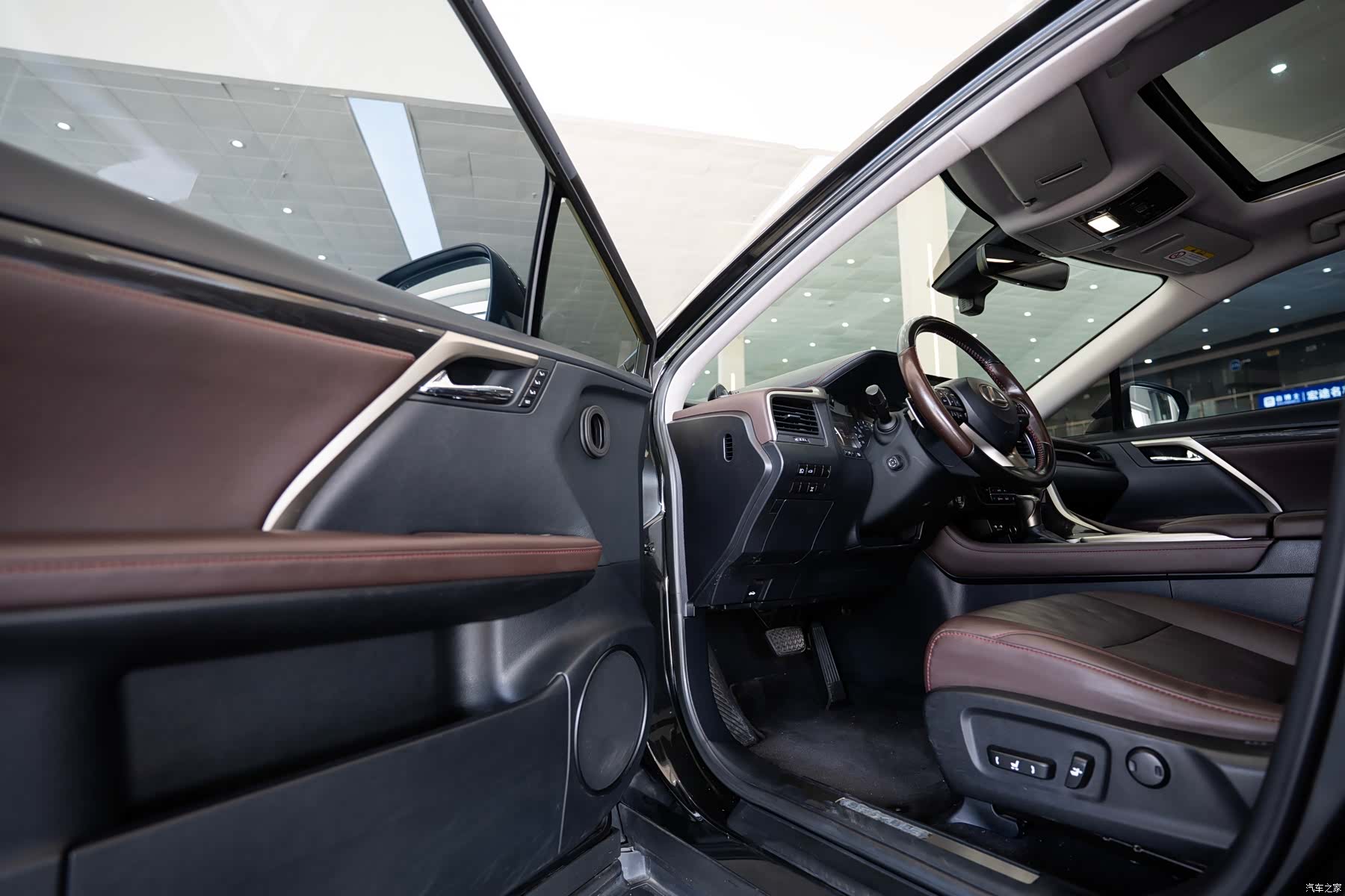 Lexus RX, 2020 8