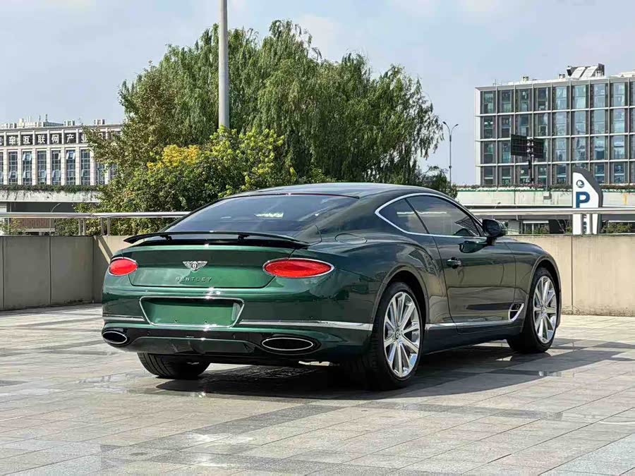Bentley Continental 2020, фото 10