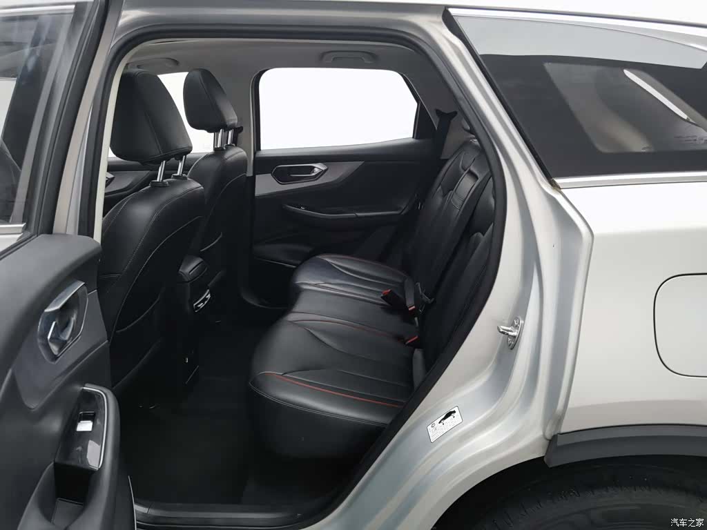 BAIC X7, 2021 15