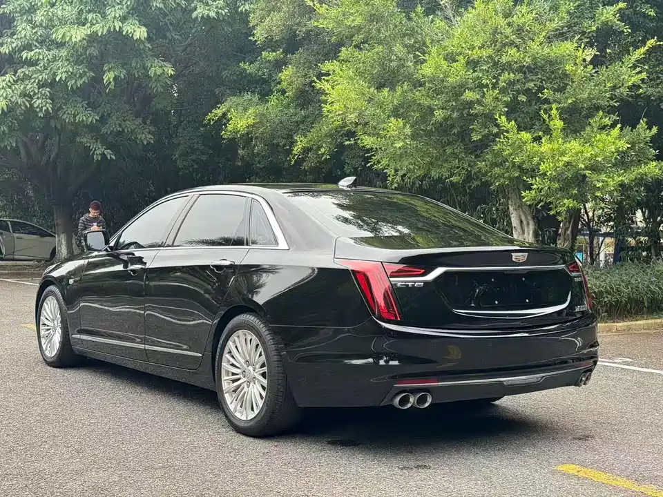 Cadillac CT6