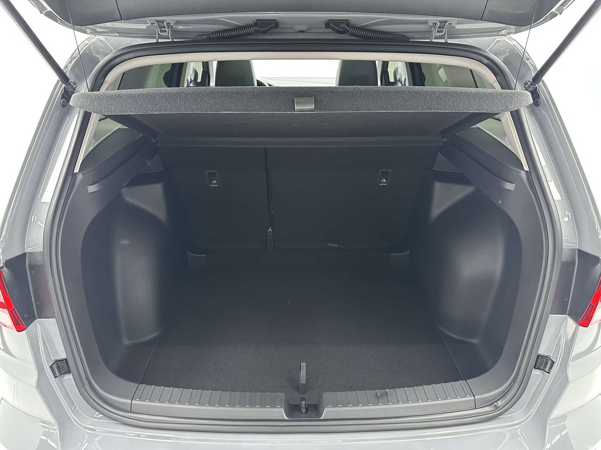 Volkswagen VS7, 2023 17