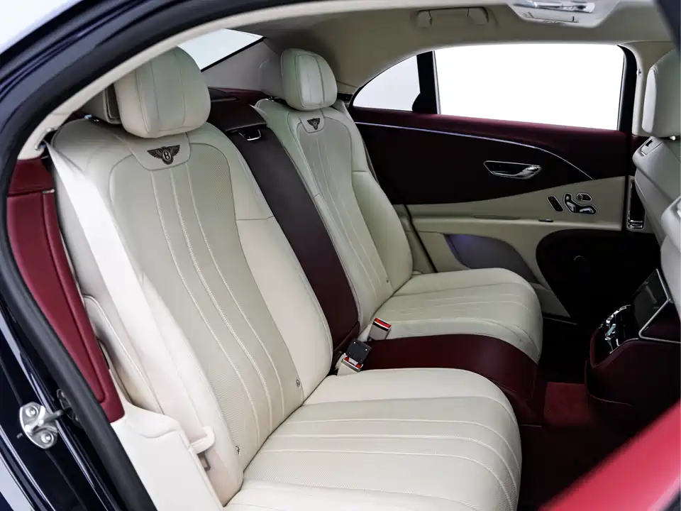 Bentley Flying