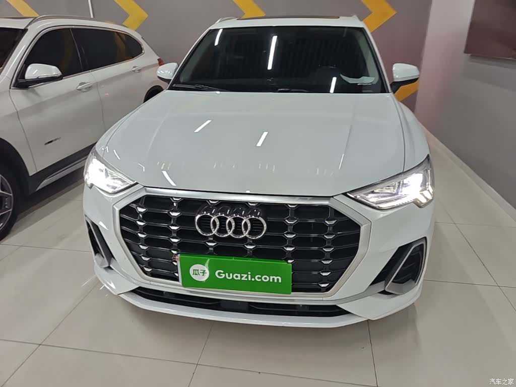 Audi Q3, 2022 3