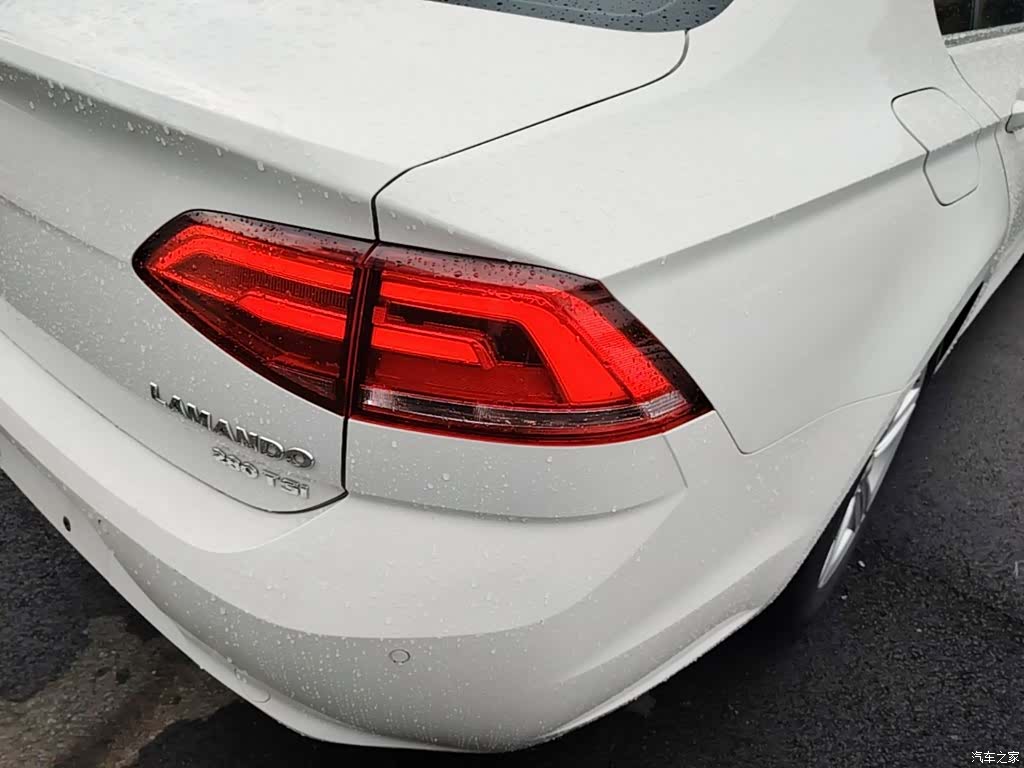 Volkswagen Lamando, 2016 8