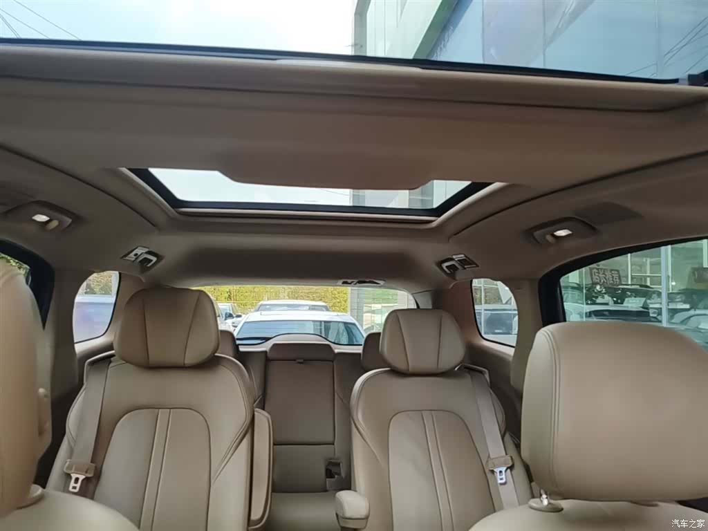Buick GL8, 2019 18