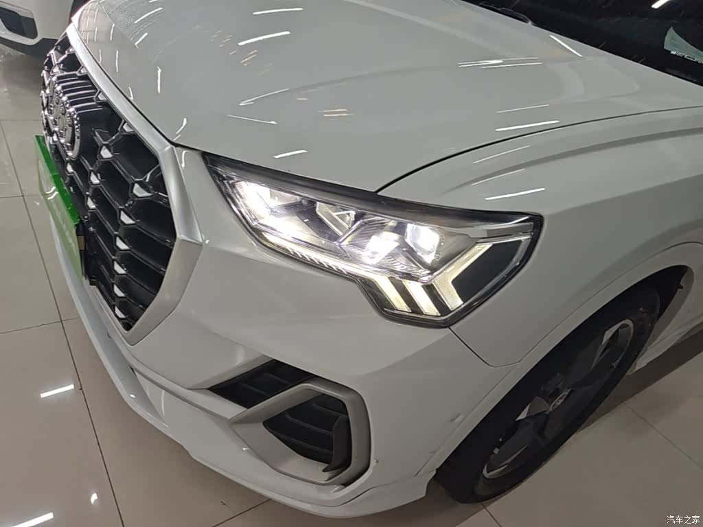 Audi Q3, 2022 24