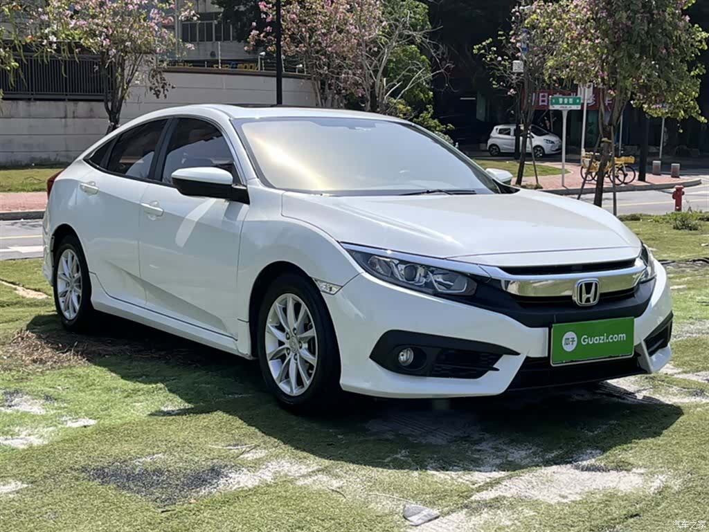 Honda Civic, 2018 все фото