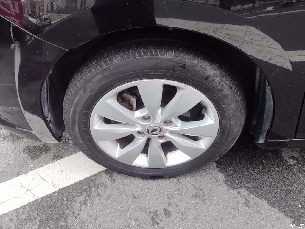 DongFeng L60, 2015 23