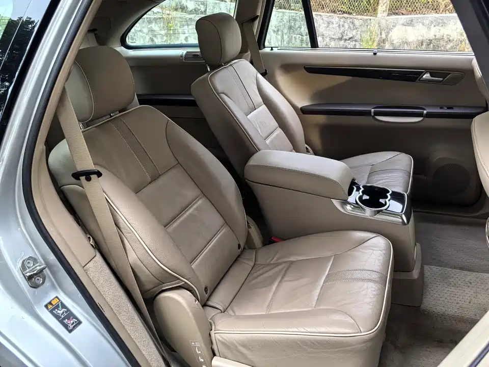 Mercedes-Benz R-class