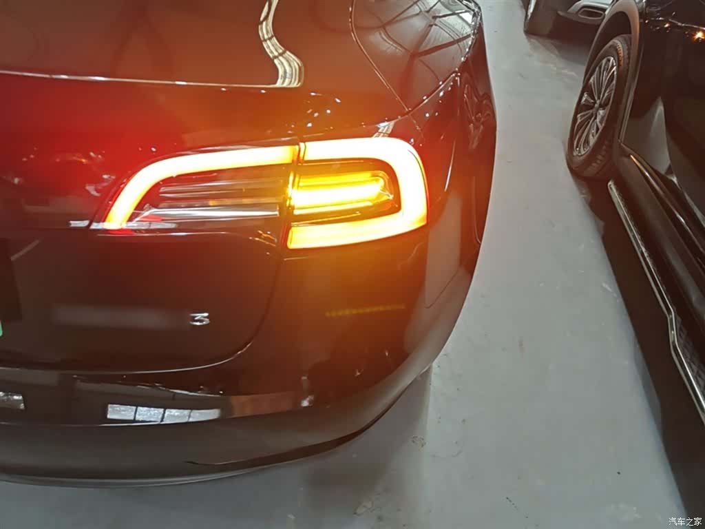 Tesla Model 3, 2023 8