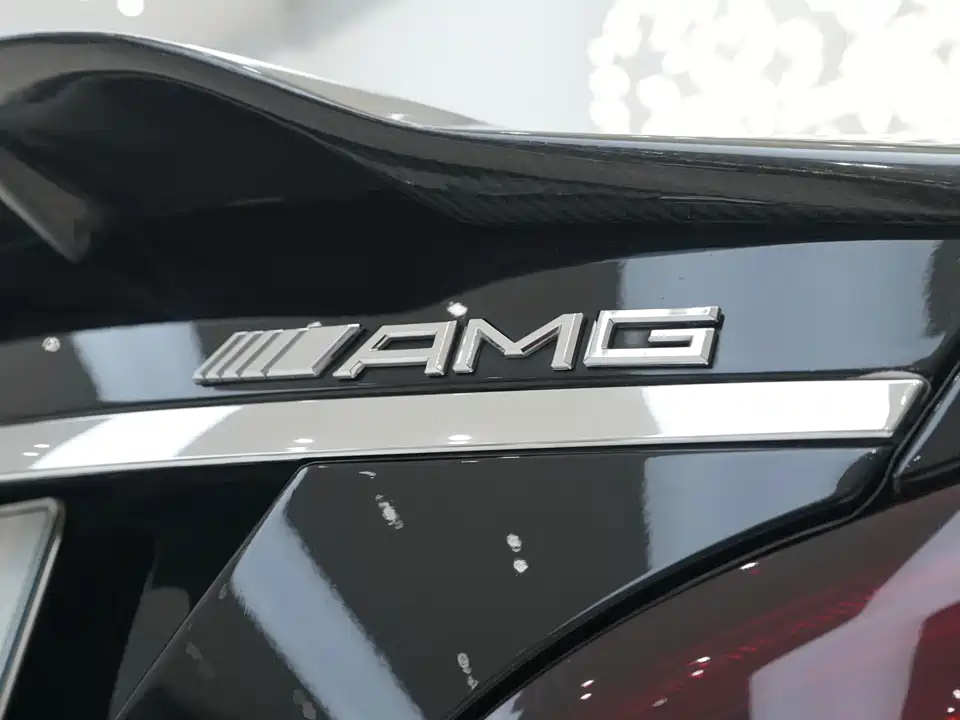 Mercedes-Benz CLS Mercedes-Benz CLS