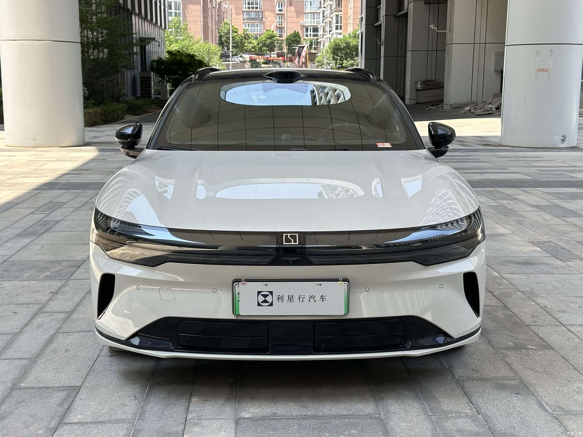 Zeekr 007, 2025 2