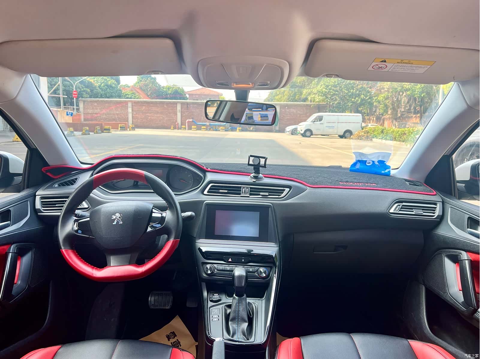 Peugeot 308, 2017 6