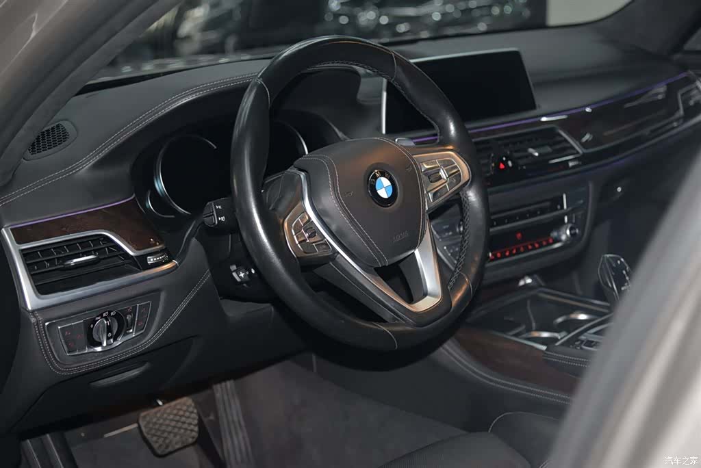 BMW 7 Series, 2016 все фото