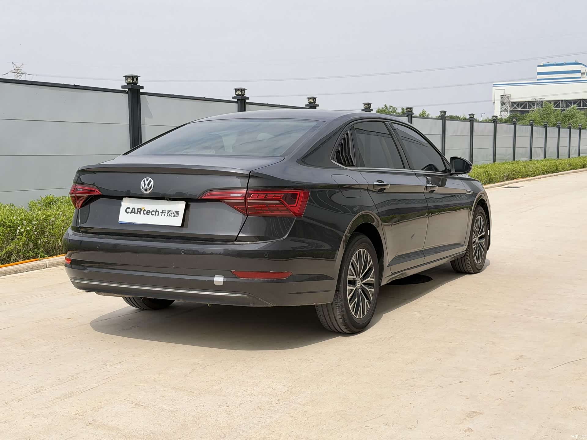 Volkswagen Sagitar, 2020 10