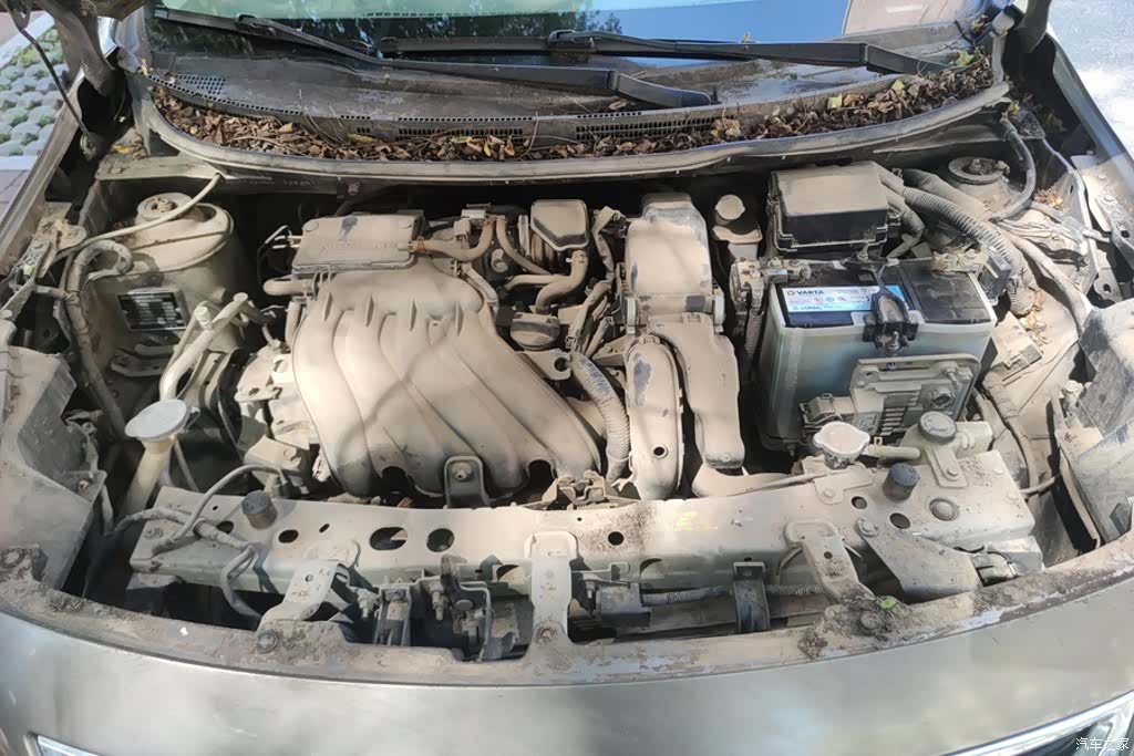Nissan 1.5XE, 2012 10