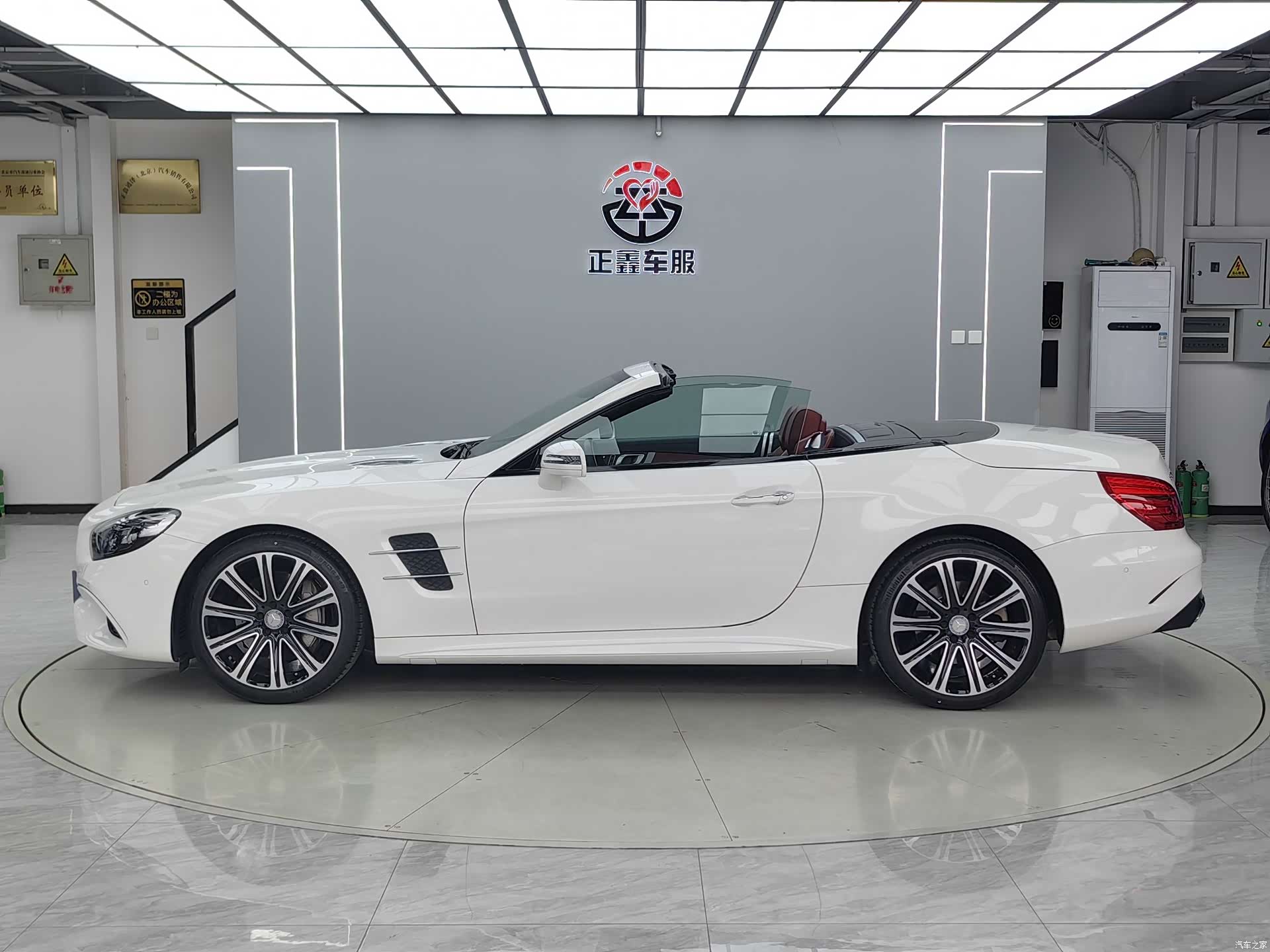 Mercedes-Benz SL, 2017 4