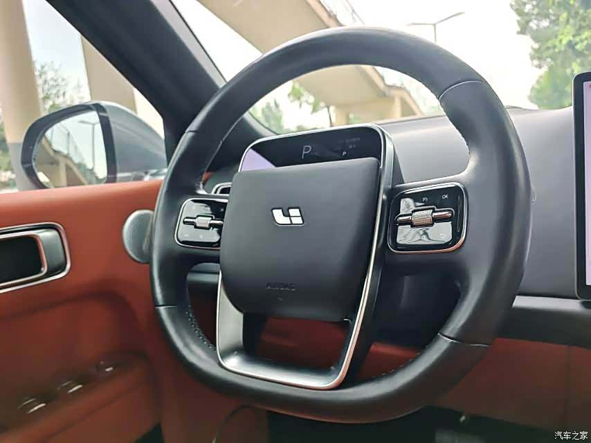 Li Auto L8, 2024 6