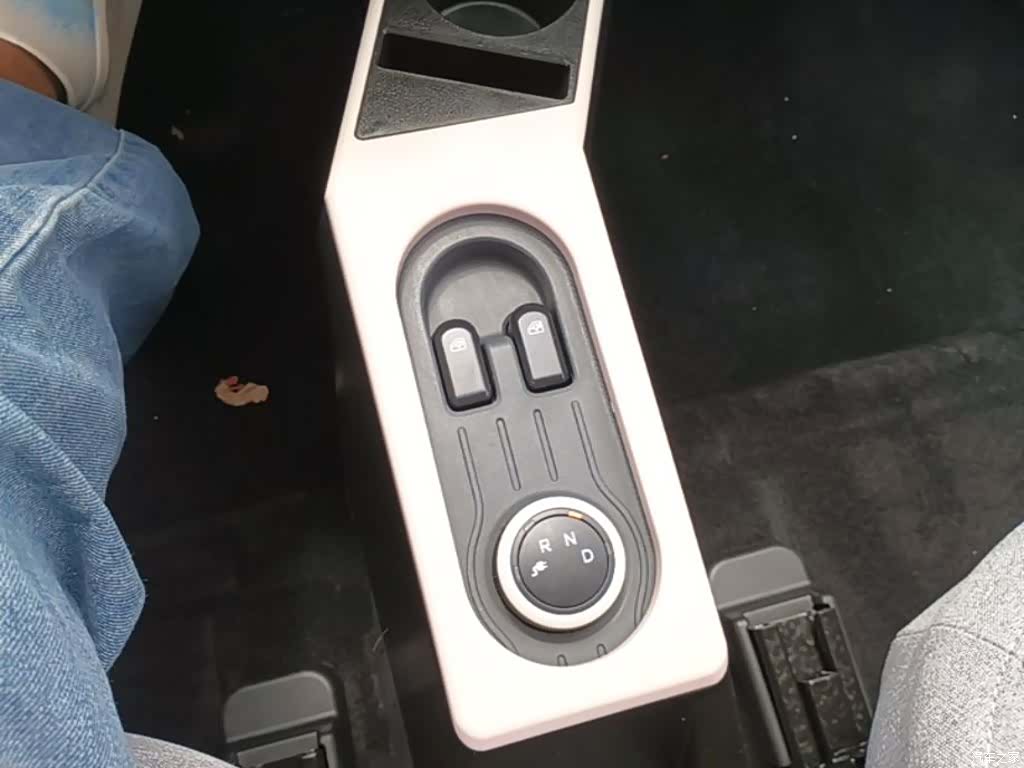 Wuling MINIEV, 2021 14