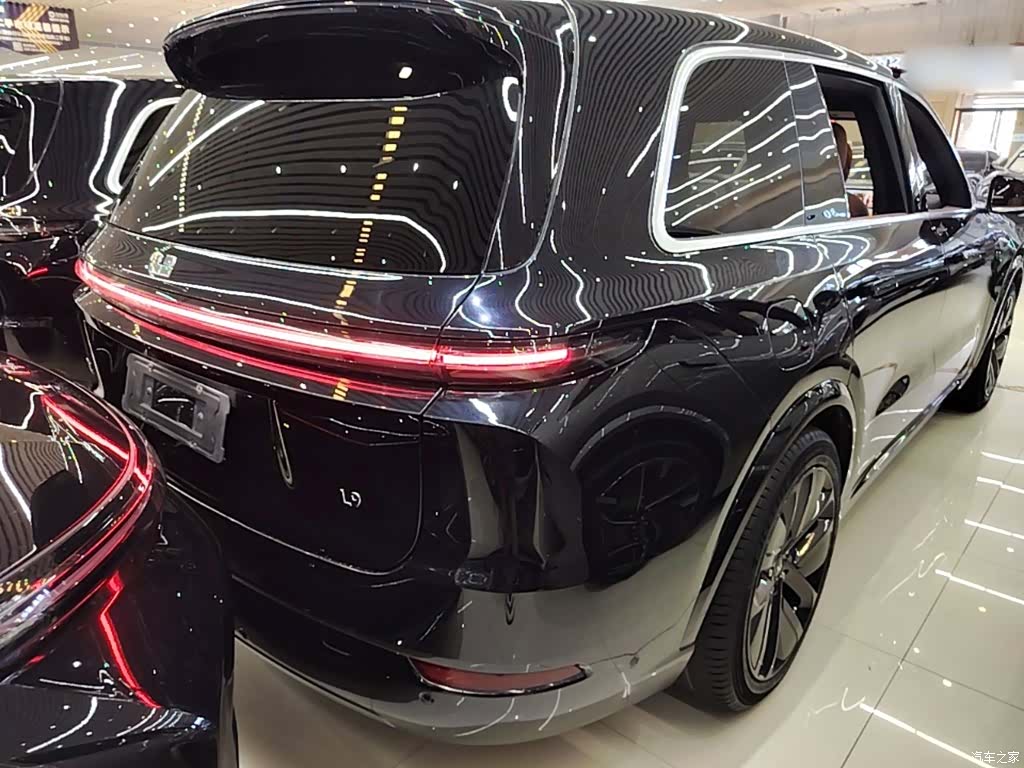 Li Auto L9, 2023 7