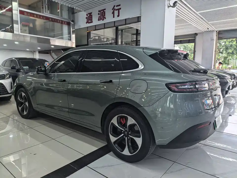 AITO Ask the world M5