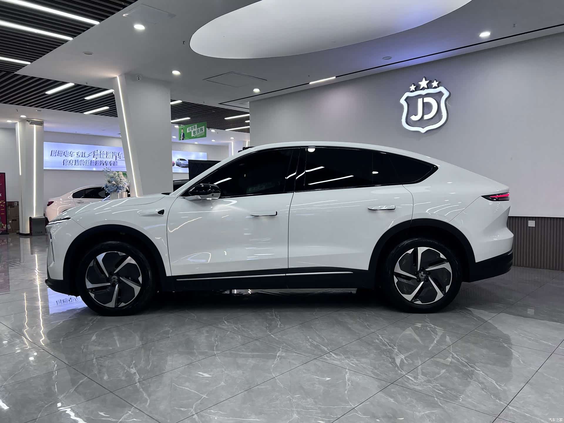 NIO EC7, 2023 4