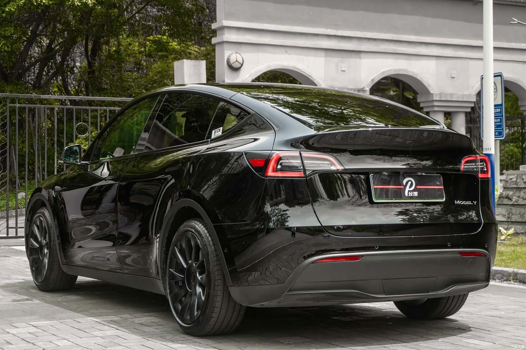 Tesla Model Y, 2022 6