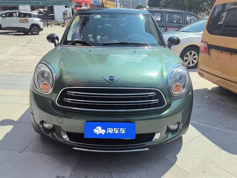 MINI COUNTRYMAN