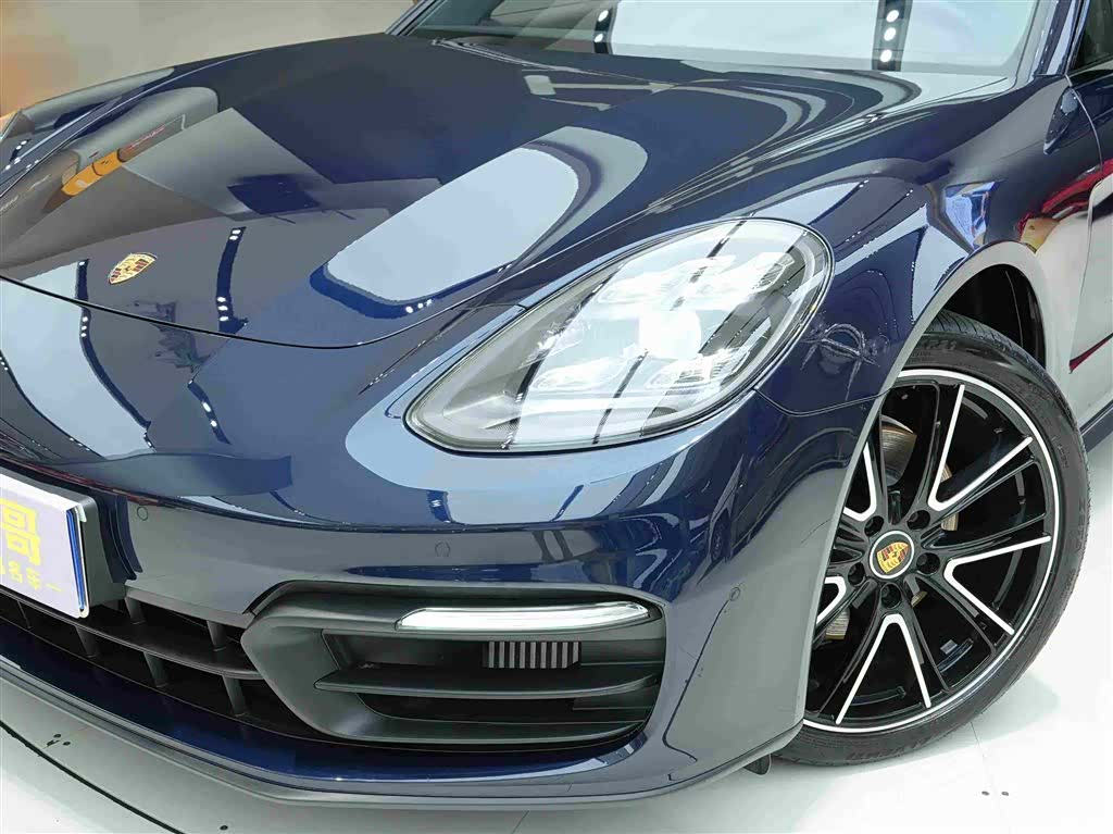 Porsche Panamera, 2023 25