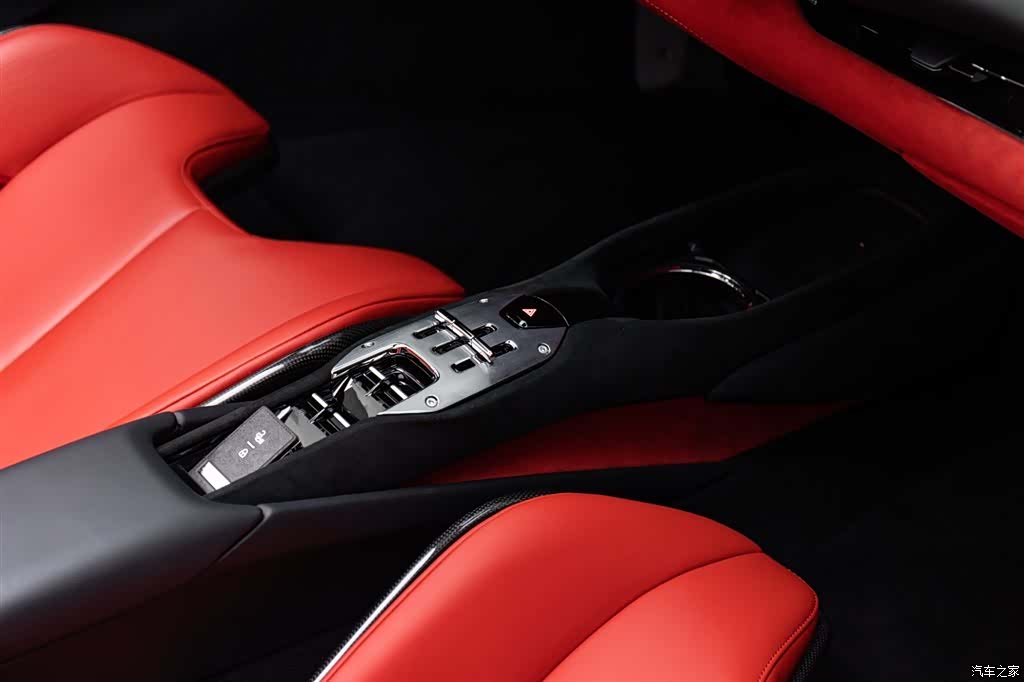Ferrari 296, 2025 15
